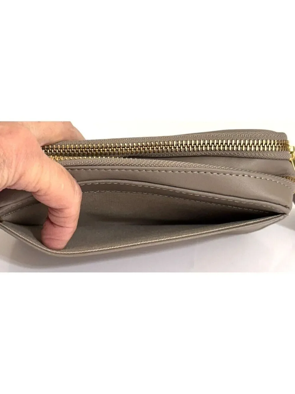JOY & IMAN Tassel Chic Leather Wallet with RFID 603225-J Taupe 7